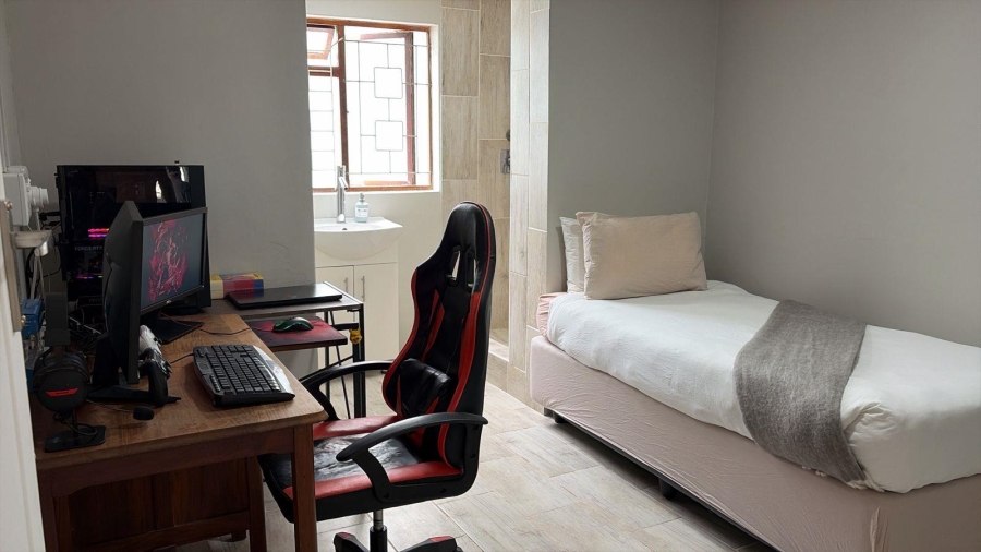 5 Bedroom Property for Sale in Mill Park Eastern Cape